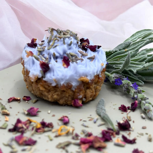 Pupcake Petal Woof Natural - Puro & Simple - Obrador canino artesanal para perros felices