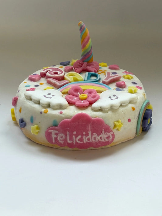 GalleTarta de Cumpleaños - pastel especial para celebrar el cumple de tu fiel amigo Woof Natural - Puro & Simple - Obrador canino artesanal para perros felices